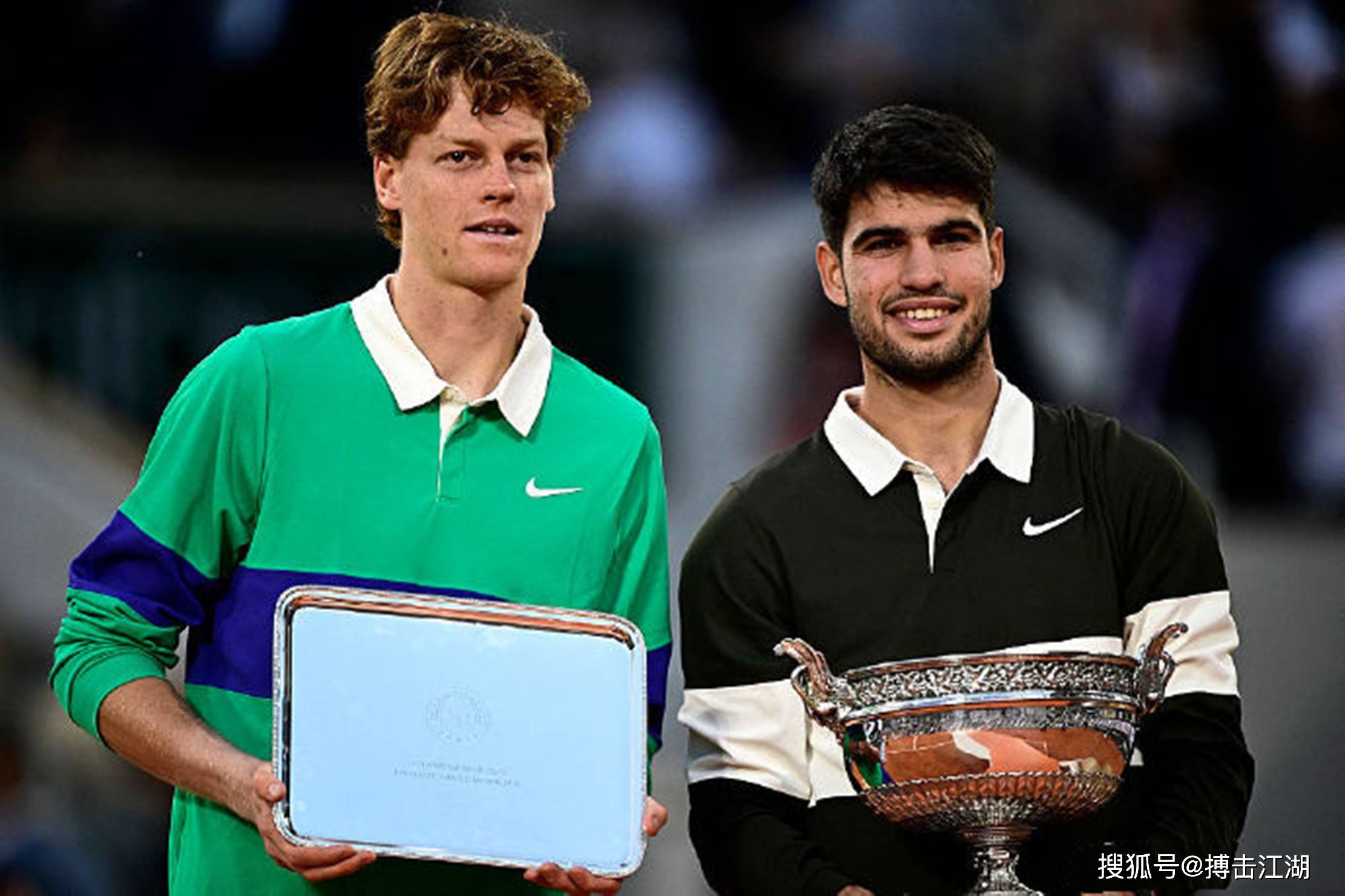 背道而驰 背道而驰