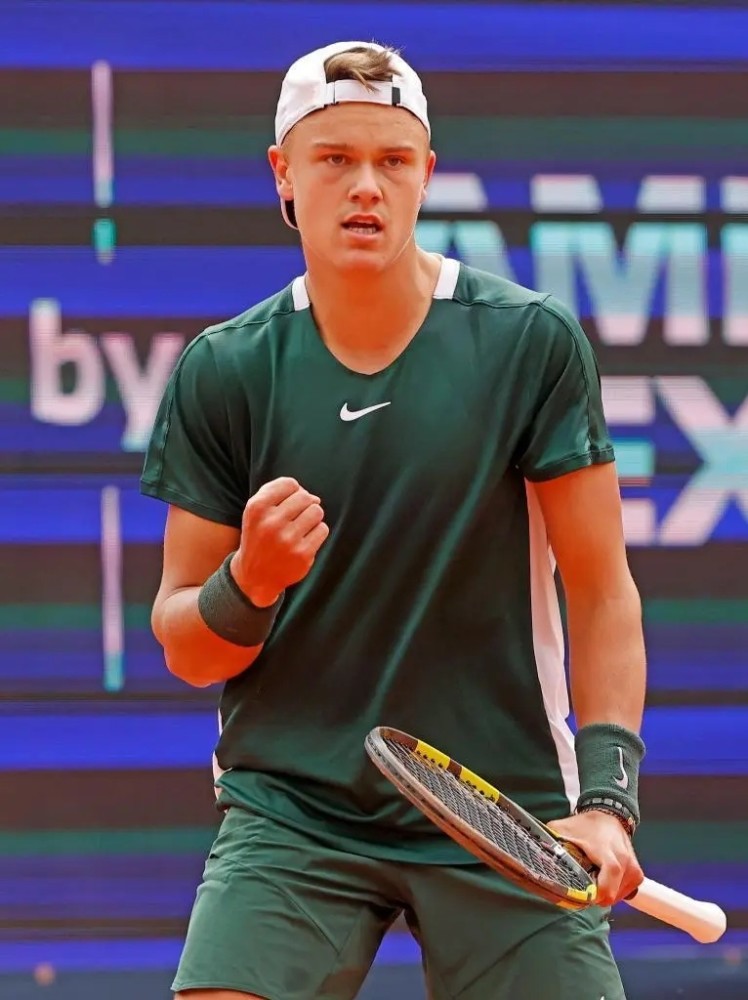 竞在欧战中 竞在欧战中