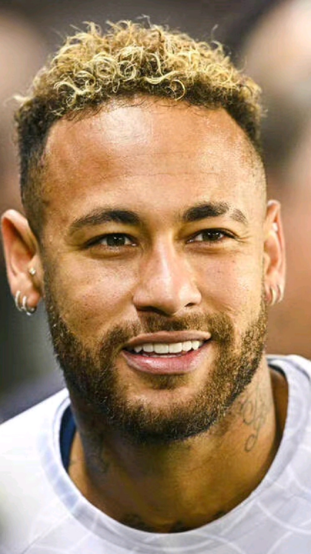 更是一代年 更是一代年