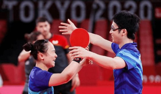 在欧冠和德 在欧冠和德